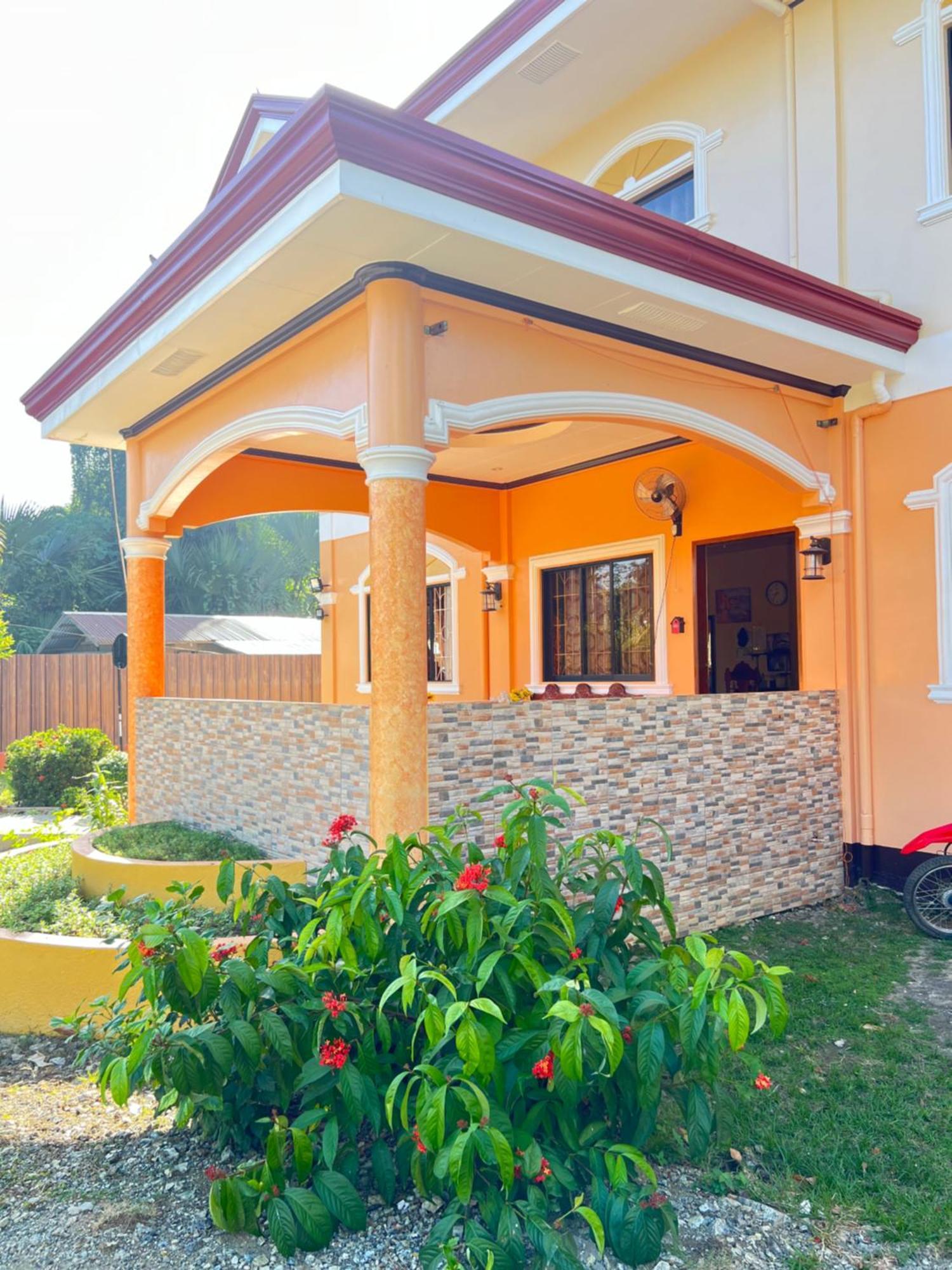 Chateau La Princesa With Cozy Garden & Bar Puerto Princesa Eksteriør billede